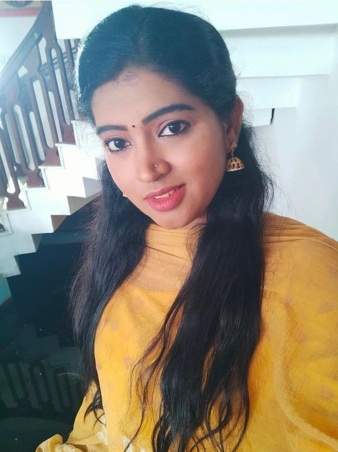 Lunawada Escorts Service